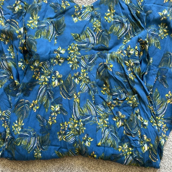 Free People wide leg cropped jumpsuit button up tie front - Picture 7 of 7